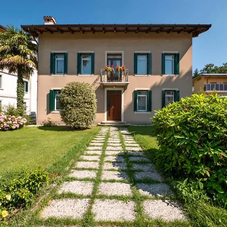 Casa Con Le Rose By Interhome * San Daniele del Friuli