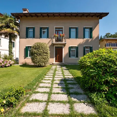 Casa Con Le Rose By Interhome * San Daniele del Friuli